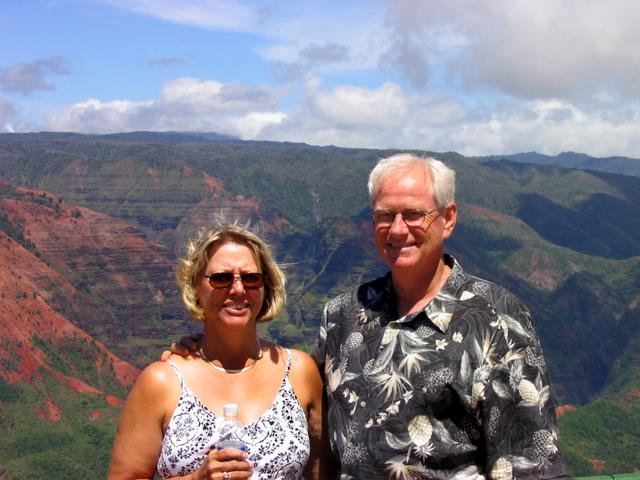 2003/05(May)/03(Hawaii)/Waimea Canyon/640x480_2003-05-18-12-Canyon.JPG